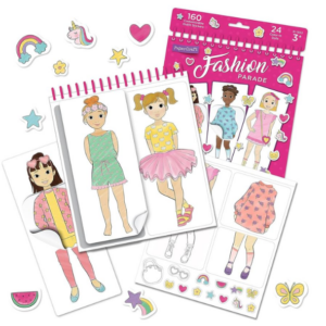 PAPERCRAFT FASHION PARADE