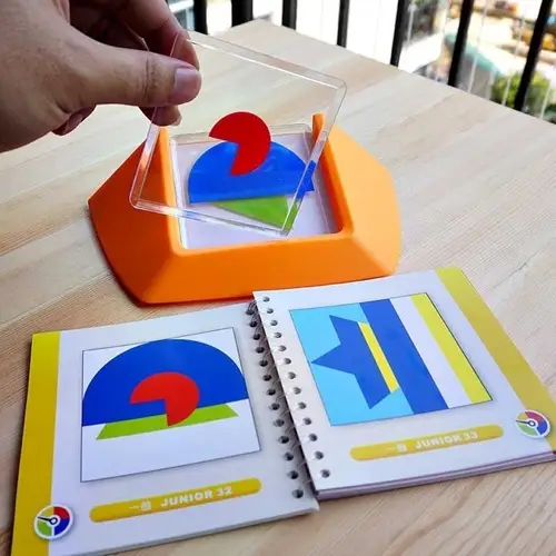 JUEGO DE LOGICA COLORFUL