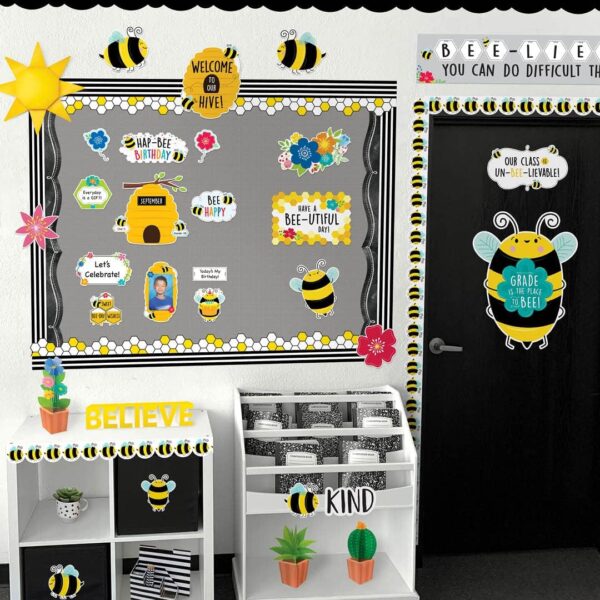 BIRTHDAY BEES  MINI BULLETIN BOARD