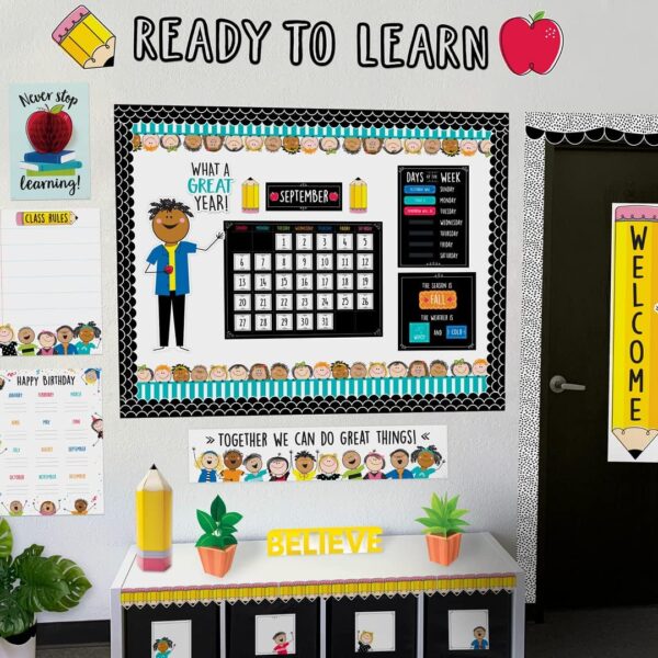 DOODLE CALENDAR SET BULLETIN BOARD