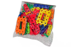 ROMPECABEZAS CON TORNILLOS